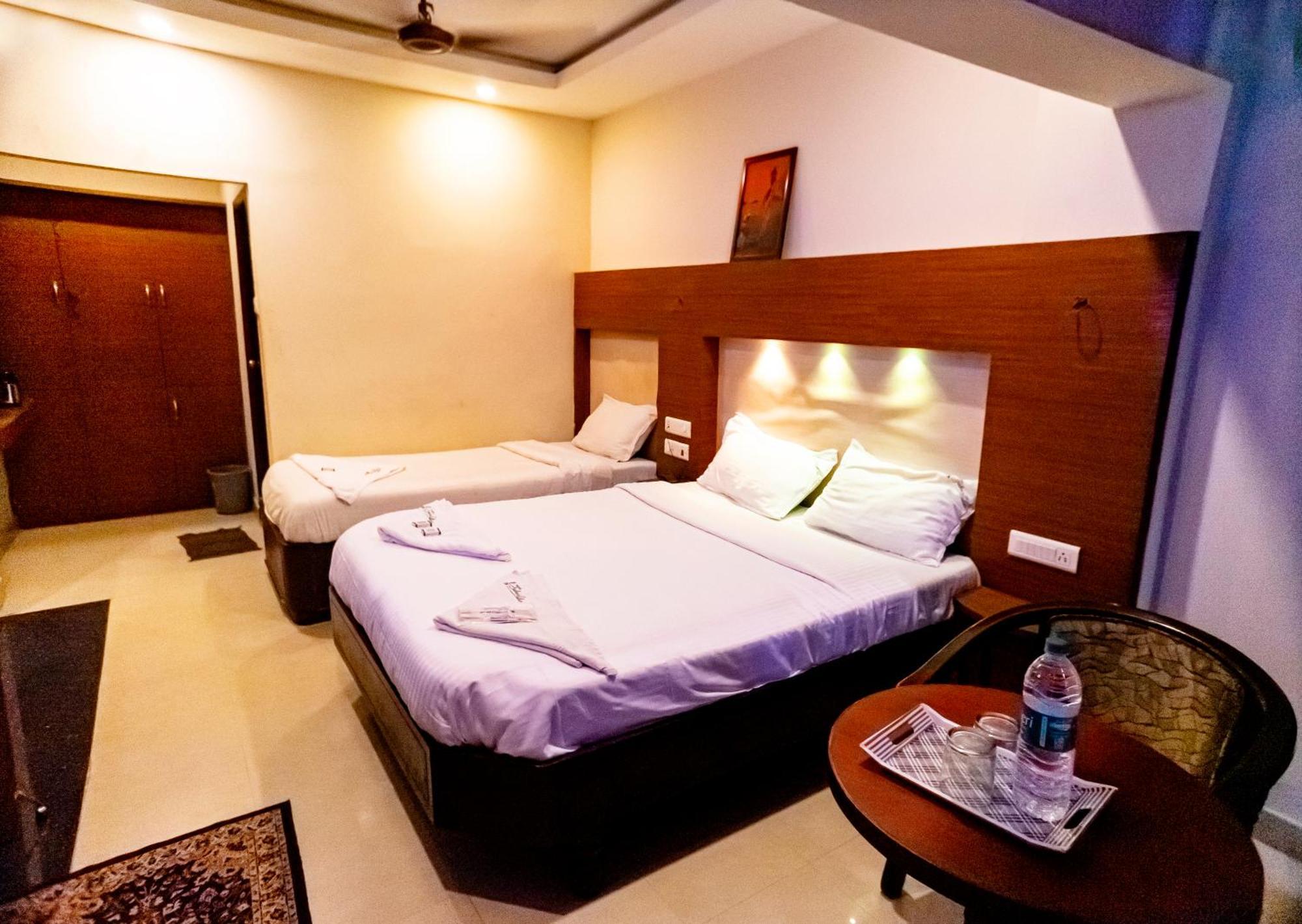 Hotel Sebaa Palace Kanyakumari Buitenkant foto