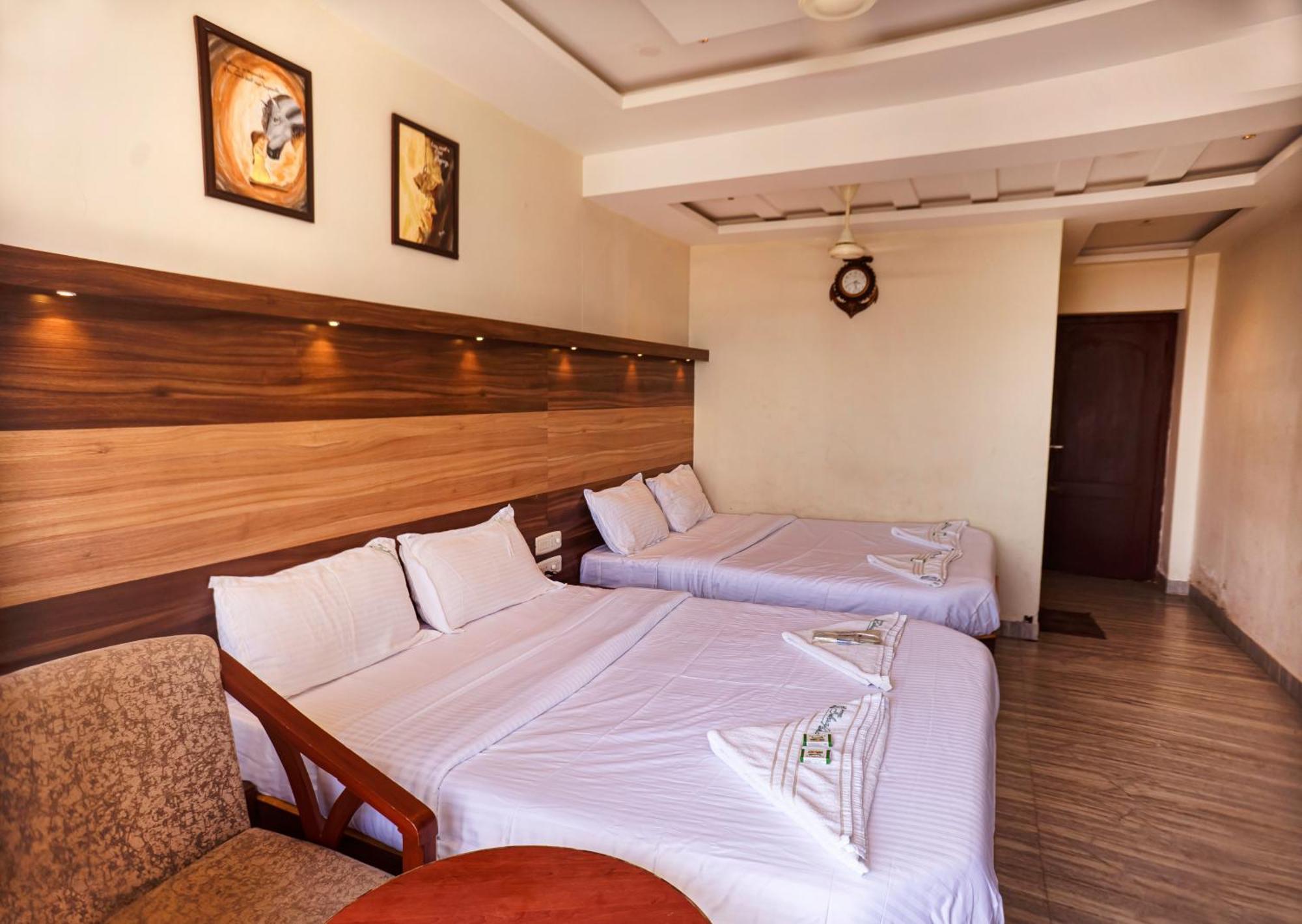 Hotel Sebaa Palace Kanyakumari Buitenkant foto