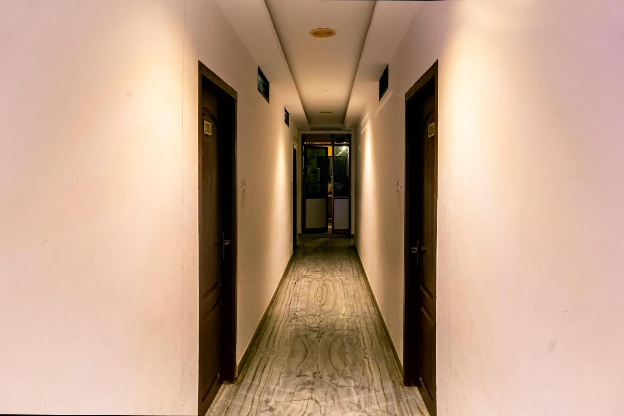 Hotel Sebaa Palace Kanyakumari Buitenkant foto